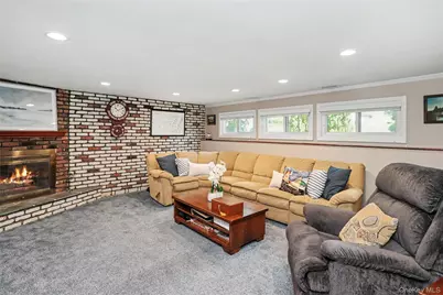 24 Tad Lane, Old Bethpage, NY 11804 - Photo 18