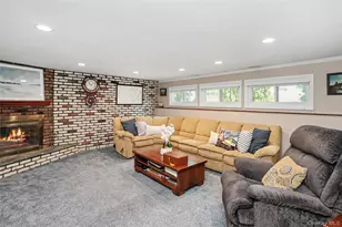 24 Tad Ln, Old Bethpage, NY 11804 - Photo 18