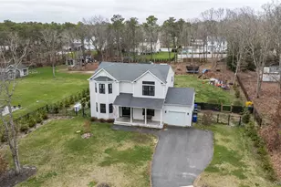 140 Gull Dip Rd, Ridge, NY 11961 - Photo 4