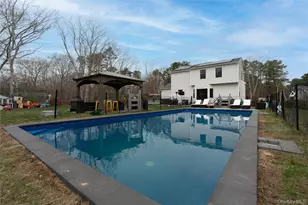 140 Gull Dip Rd, Ridge, NY 11961 - Photo 6