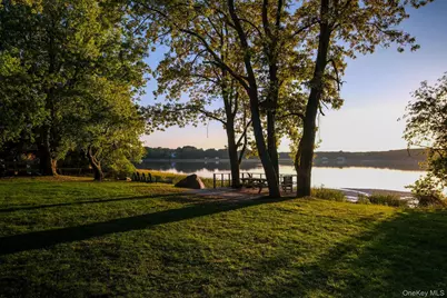 29 Gaul Road S, East Setauket, NY 11733 - Photo 38