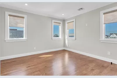 7 Bud Court, Bayville, NY 11709 - Photo 20