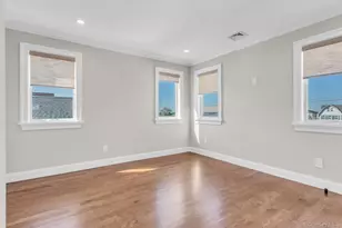 7 Bud Ct, Bayville, NY 11709 - Photo 20