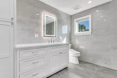 7 Bud Court, Bayville, NY 11709 - Photo 18