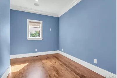 7 Bud Court, Bayville, NY 11709 - Photo 12