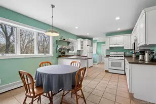 77 Drew Dr, Eastport, NY 11941 - Photo 10