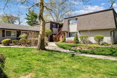 142 Feller Drive, Central Islip, NY 11722 - Photo 6