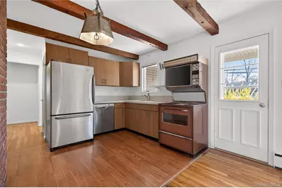 23 Pell Terrace, Garden City, NY 11530 - Photo 6