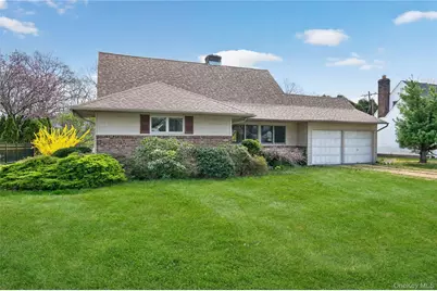 23 Pell Terrace, Garden City, NY 11530 - Photo 1
