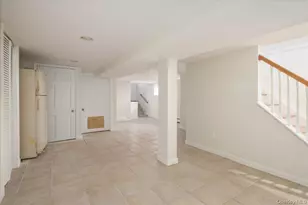 148-11 10th Ave, Whitestone, NY 11357 - Photo 28