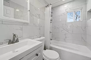 25 Montgomery St, Brentwood, NY 11717 - Photo 10