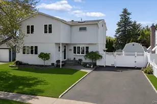 44 East End Ave, Hicksville, NY 11801 - Photo 2