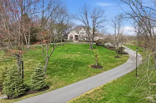 17 Forrest Way, Poughkeepsie, NY 12603 - Photo 4