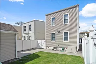 23-37 124th St, College Point, NY 11356 - Photo 36