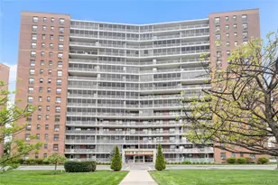 61-35 98th St, Rego Park, NY 11374 - Photo 10