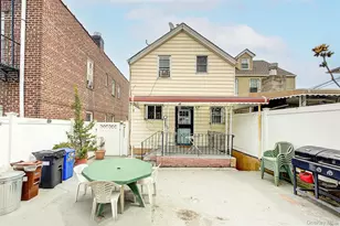 53-74 69th St, Maspeth, NY 11378 - Photo 32