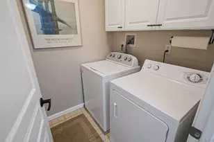 6 Sugar Pine Ln, Bay Shore, NY 11706 - Photo 22