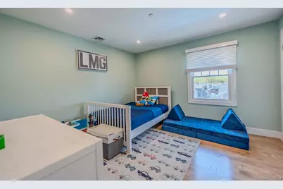 3810 Greentree Drive, Oceanside, NY 11572 - Photo 26