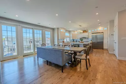 3810 Greentree Drive, Oceanside, NY 11572 - Photo 4