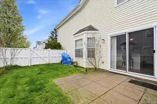 10 Casey Ln, Middle Island, NY 11953 - Photo 26