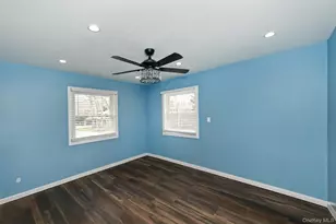 5 Shadywood Ct, Huntington, NY 11743 - Photo 6