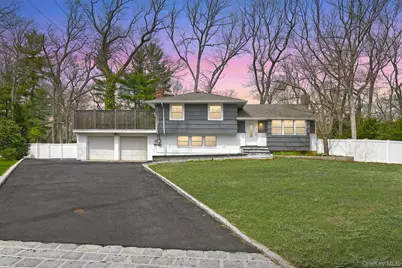 5 Shadywood Court, Huntington, NY 11743 - Photo 1