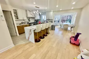 137-62 70th Rd, Flushing, NY 11367 - Photo 4