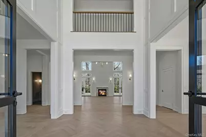 25 W Creek Farms Road, Sands Point, NY 11050 - Photo 4