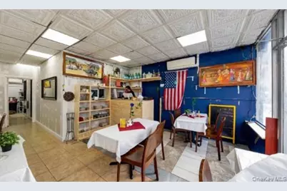 728 Courtlandt Avenue, Bronx, NY 10451 - Photo 2