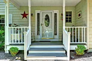 150 N Woods Dr, Wading River, NY 11792 - Photo 4