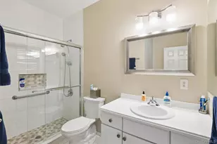 161 Brattle Cir, Melville, NY 11747 - Photo 20