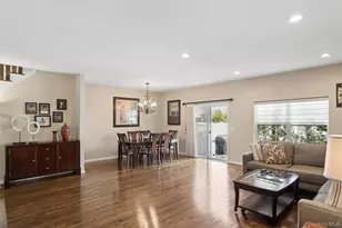 161 Brattle Cir, Melville, NY 11747 - Photo 8