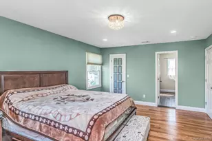 233 Collins Ave, Williston Park, NY 11596 - Photo 26