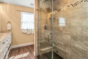 233 Collins Ave, Williston Park, NY 11596 - Photo 28