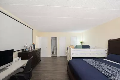 14726 Roosevelt Avenue #2C, Flushing, NY 11354 - Photo 6
