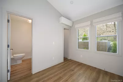 39 N Broadway, Kingston, NY 12401 - Photo 10