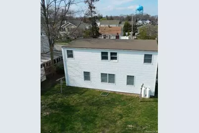 136 Primrose Avenue, Massapequa Park, NY 11762 - Photo 2