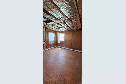 136 Primrose Avenue, Massapequa Park, NY 11762 - Photo 10
