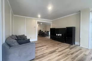 34 Smith St, Poughkeepsie, NY 12601 - Photo 4