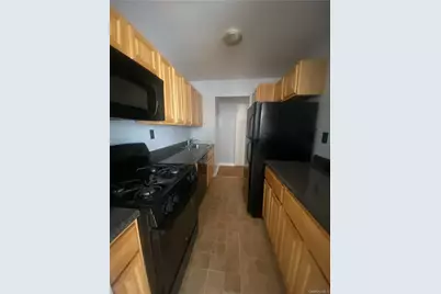 4 Sadore Lane #2W, Yonkers, NY 10710 - Photo 4