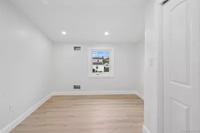 759 Barry Place, Uniondale, NY 11553 - Photo 26