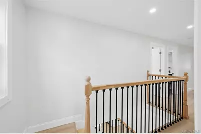 759 Barry Place, Uniondale, NY 11553 - Photo 18
