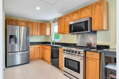 25 Cedar Road, Wading River, NY 11792 - Photo 14