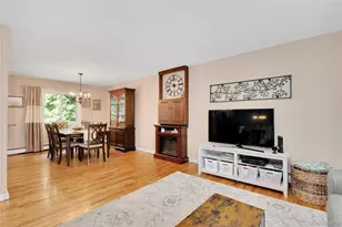 11 Margaret Ln, Huntington, NY 11743 - Photo 8