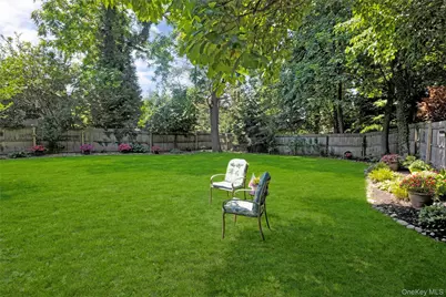 11 Margaret Lane, Huntington, NY 11743 - Photo 28