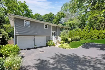 11 Margaret Lane, Huntington, NY 11743 - Photo 2