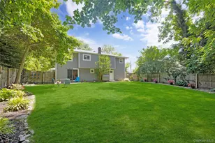 11 Margaret Ln, Huntington, NY 11743 - Photo 24