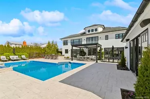 31 Shoal Dr, West Islip, NY 11795 - Photo 22