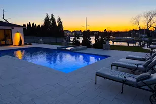 31 Shoal Dr, West Islip, NY 11795 - Photo 38