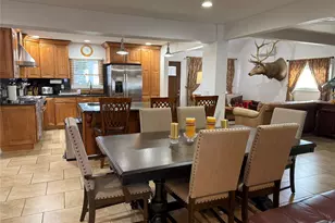 26 Picture Ln, Hicksville, NY 11801 - Photo 10